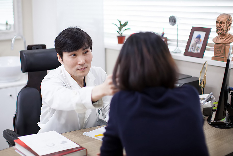 동대문피부과 귀걸이 목걸이 알러지5.jpg
