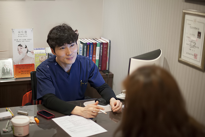성신여대 피부과 시술후.jpg